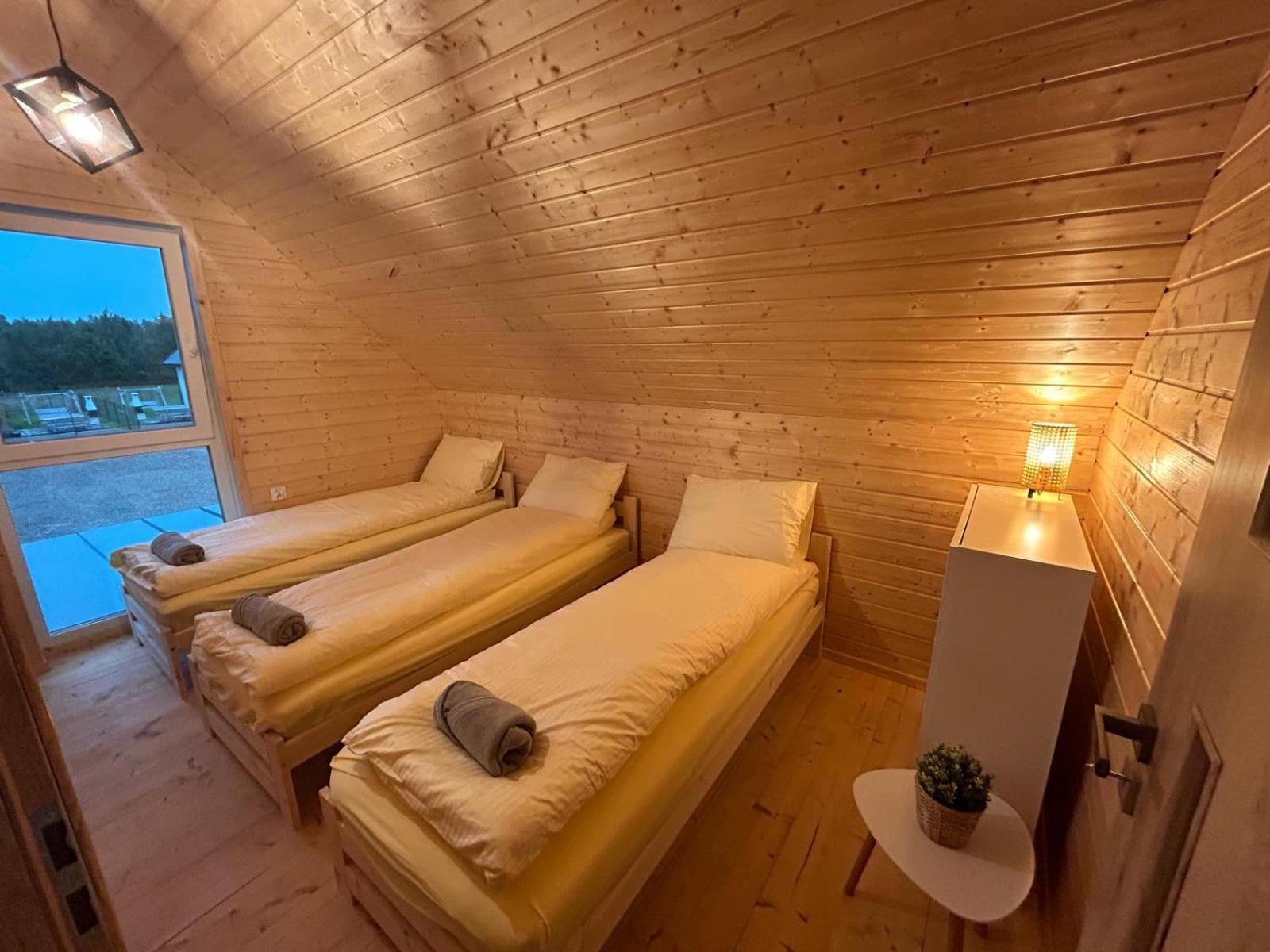 Caloroczne Domki Nad Morzem ,,Relax&Chill" Białogóra المظهر الخارجي الصورة